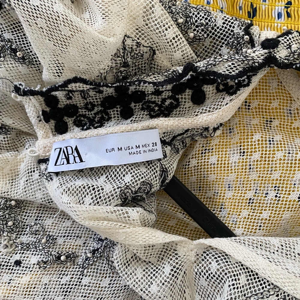 Zara lace dress - Picture 8 of 8